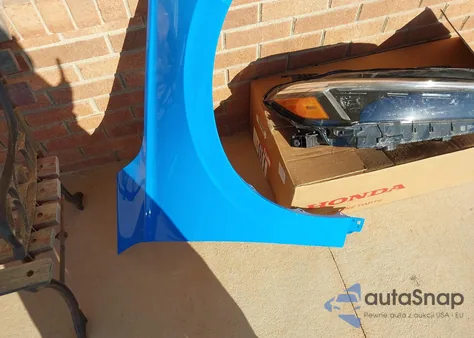 2024 Honda Civic Sport Touring z USA, uszkodzony, nr VIN 19XFL1G81RE013363